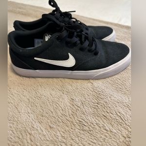Nike SN Trainers